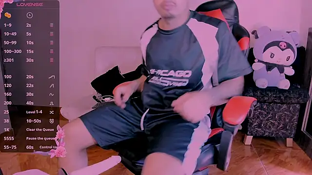 Snapshot of mathew_hot21 chatting on April 2026 04:03:01 PM mathew hot21 online show from April 2026 04:03:01 PM