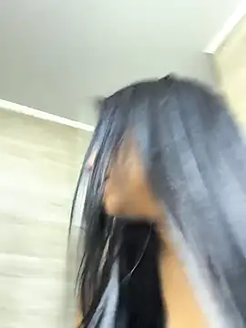 MissLuna28 online show from April 2026 11:32:02 PM