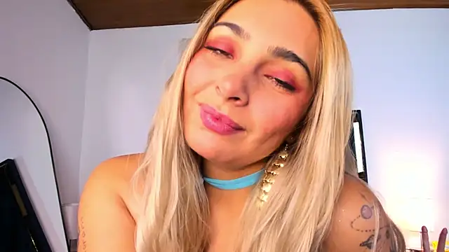 Snapshot of Catalina_Osorio chatting on July 2026 11:54:01 AM Catalina Osorio online show from July 2026 11:54:01 AM