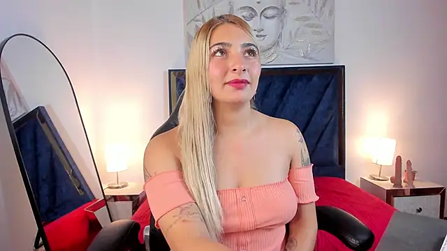 Catalina Osorio online show from May 2026 11:53:02 AM
