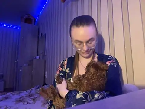 Snapshot of melissashineeee chatting on April 2026 01:40:01 PM melissashineeee online show from April 2026 01:40:01 PM