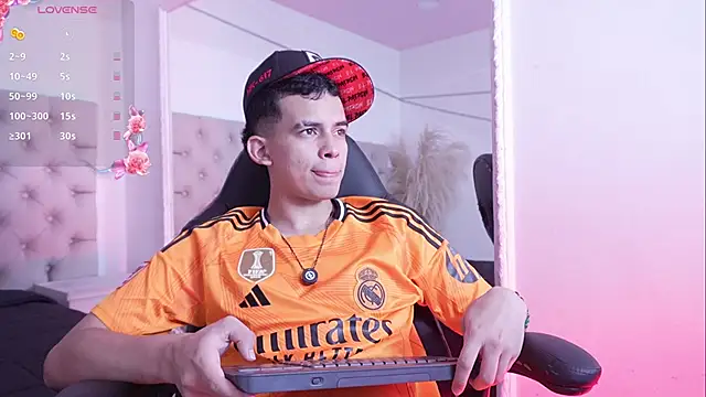 DrakoStone online show from April 2026 08:21:01 PM