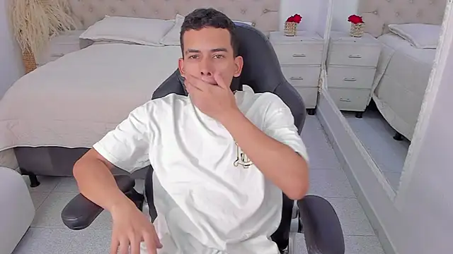 DrakoStone online show from April 2026 07:53:01 PM