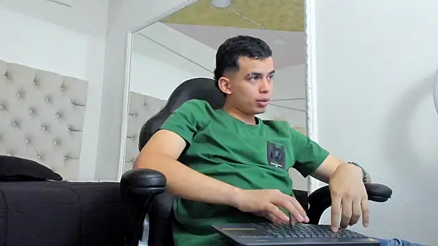 DrakoStone online show from April 2026 08:43:01 PM