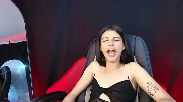 jazminswee online show from April 2026 08:19:01 AM