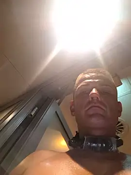 Danielschlam online show from May 2026 11:53:02 PM