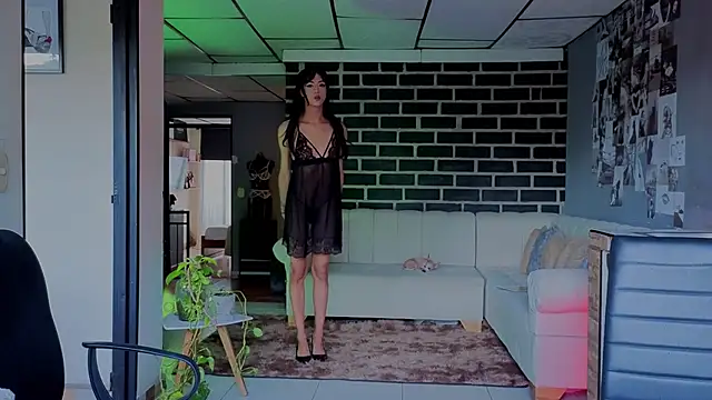 Miss sunshinee online show from April 2026 09:54:01 PM