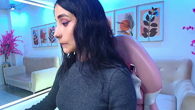 Palmer foxx online show from April 2026 03:35:01 PM