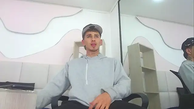 DanntheStiff online show from April 2026 07:27:01 PM