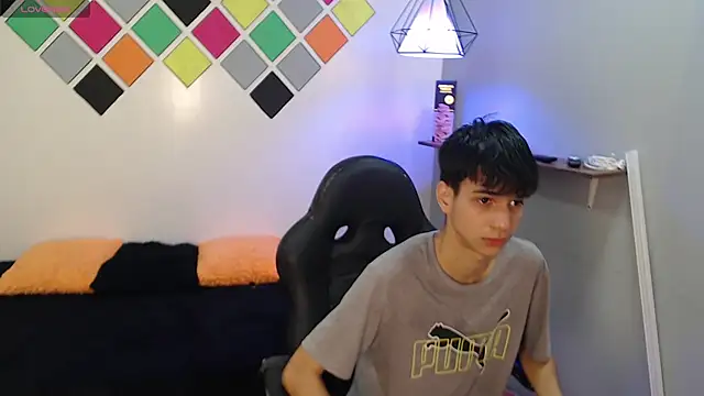 Snapshot of maxim_rod chatting on June 2026 06:58:02 PM maxim rod online show from June 2026 06:58:02 PM