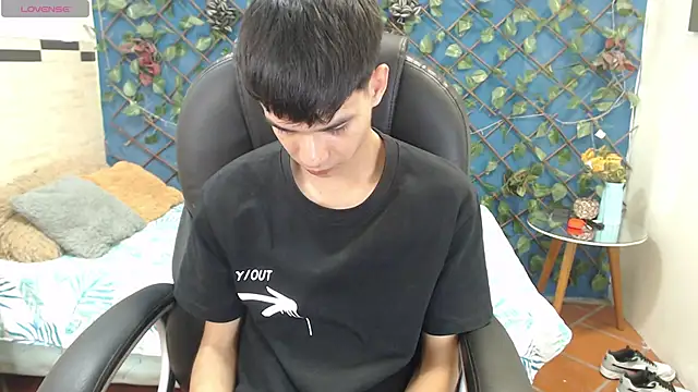 maxim rod online show from April 2026 03:32:02 AM