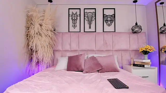 Snapshot of Iam_yuls_ chatting on April 2026 03:19:01 AM Iam yuls online show from April 2026 03:19:01 AM