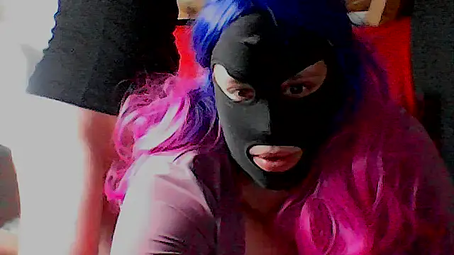 Cristal105E online show from April 2026 08:37:02 PM