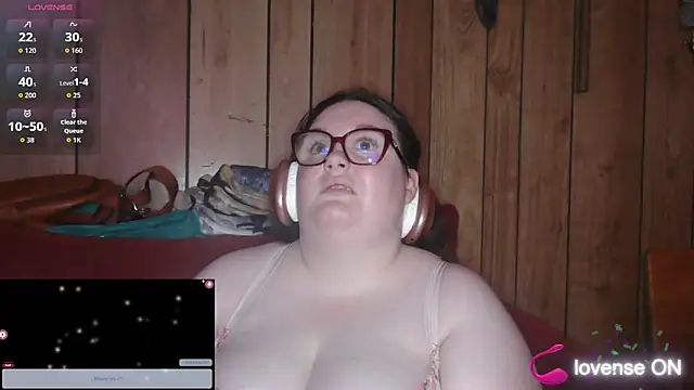 chubbydevil22 online show from April 2026 10:59:02 PM