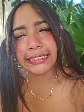 Pretty karol online show from May 2026 12:49:01 PM