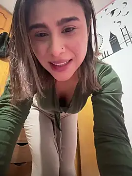 Emmaliz14 online show from March 2026 07:49:01 PM