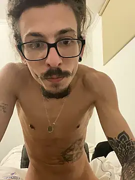 younghotcook online show from March 2026 03:07:01 AM