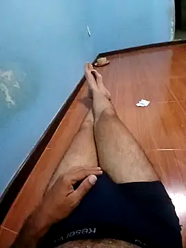 Aecio2029 online show from April 2026 11:32:02 PM