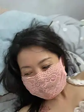 xiaxia-2026 online show from April 2026 12:31:01 PM