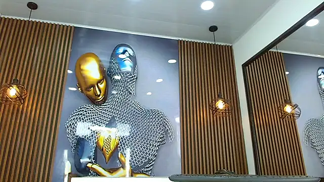 LuckyBluex online show from April 2026 07:36:02 PM