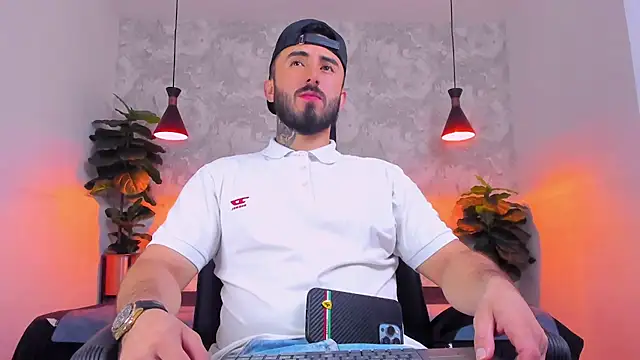 martin foster  online show from April 2026 04:08:02 AM