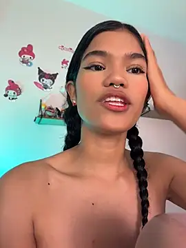 Snapshot of Emycarver09_ chatting on April 2026 12:20:01 PM Emycarver09 online show from April 2026 12:20:01 PM