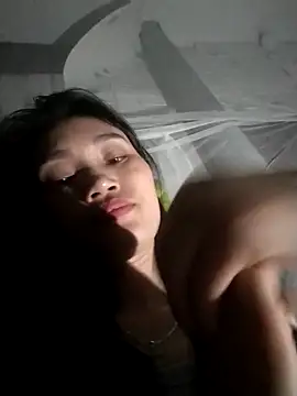 Snapshot of Saryloveparadise chatting on April 2026 07:31:02 PM Saryloveparadise online show from April 2026 07:31:02 PM