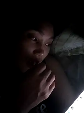 Snapshot of Saryloveparadise chatting on April 2026 07:30:01 PM Saryloveparadise online show from April 2026 07:30:01 PM