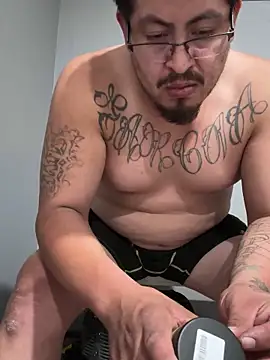 GGGRICHGGG online show from April 2026 06:38:01 AM