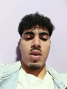 Snapshot of LucaColmal chatting on April 2026 02:13:02 AM LucaColmal online show from April 2026 02:13:02 AM