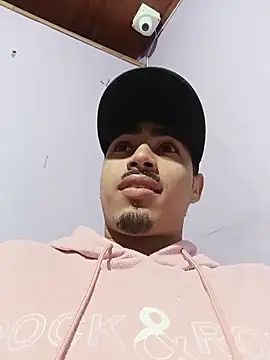 Snapshot of LucaColmal chatting on April 2026 02:02:02 AM LucaColmal online show from April 2026 02:02:02 AM