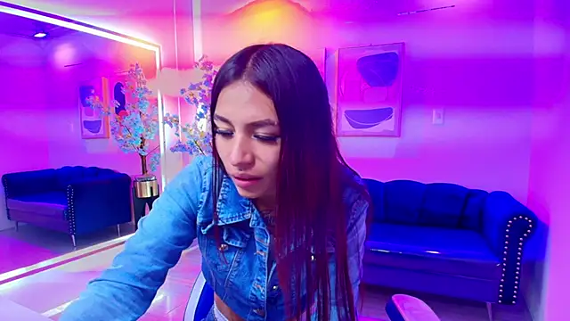 Charlotte bower online show from April 2026 07:49:01 PM