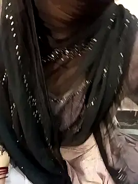 Snapshot of Miss_Noor__ chatting on April 2026 07:47:01 AM Miss Noor online show from April 2026 07:47:01 AM