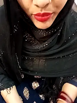 Snapshot of Miss_Noor__ chatting on April 2026 05:33:01 AM Miss Noor online show from April 2026 05:33:01 AM