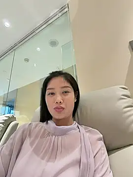 Snapshot of yuanpu0925 chatting on May 2026 10:02:02 AM yuanpu0925 online show from May 2026 10:02:02 AM