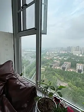 Snapshot of yuanpu0925 chatting on May 2026 12:51:02 AM yuanpu0925 online show from May 2026 12:51:02 AM