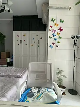 Snapshot of yuanpu0925 chatting on May 2026 01:56:01 AM yuanpu0925 online show from May 2026 01:56:01 AM