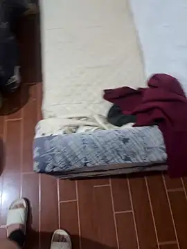 Snapshot of yingzi003 chatting on April 2026 02:02:02 PM yingzi003 online show from April 2026 02:02:02 PM