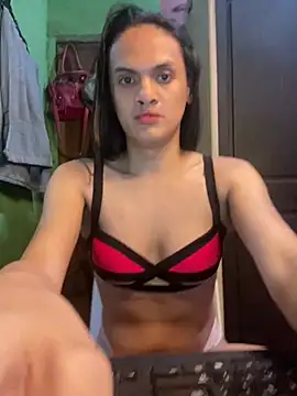 Bella CiaoX online show from April 2026 06:25:02 PM