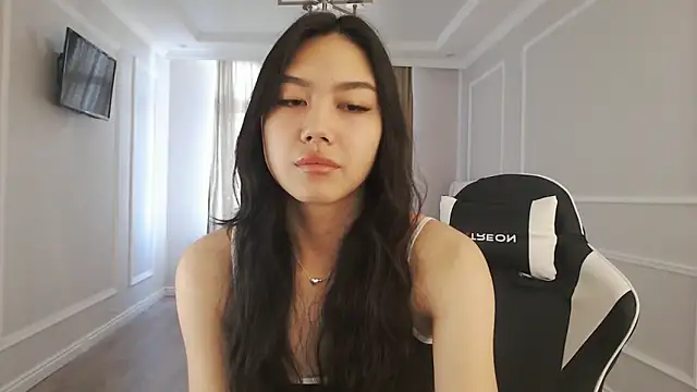 SecretTiny online show from June 2026 03:50:01 AM