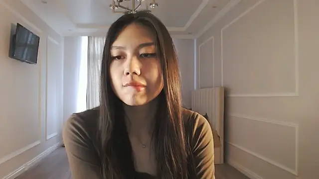 SecretTiny online show from May 2026 01:05:01 AM
