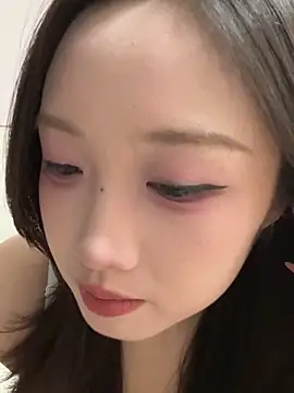 Alice-babyone online show from May 2026 02:15:02 PM