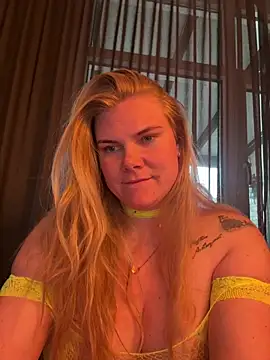 Snapshot of SexyBlondJoanna-Exclusief chatting on April 2026 05:08:02 PM SexyBlondJoanna-Exclusief online show from April 2026 05:08:02 PM