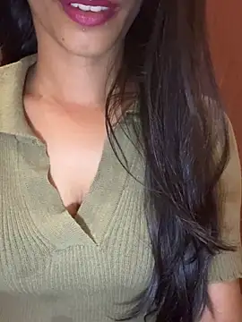 Gangster1996 online show from April 2026 06:03:02 PM