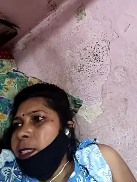 Snapshot of Kuwari_dulhan1 chatting on April 2026 04:30:01 AM Kuwari dulhan1 online show from April 2026 04:30:01 AM