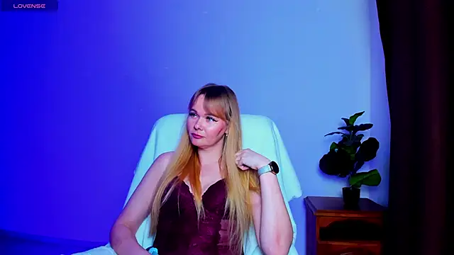 Kirasweetlove online show from March 2026 10:50:01 AM