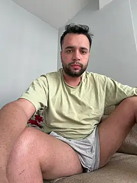 Arin21201 online show from April 2026 11:16:02 AM