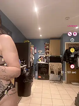 IvyBelleMilf online show from May 2026 09:02:01 PM