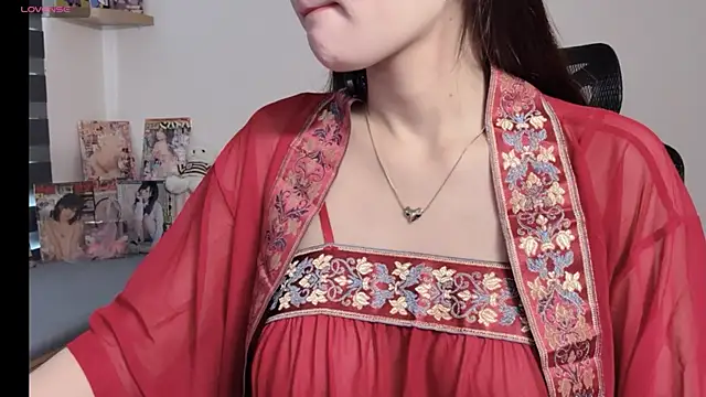 Reina Sweet online show from May 2026 04:05:01 AM
