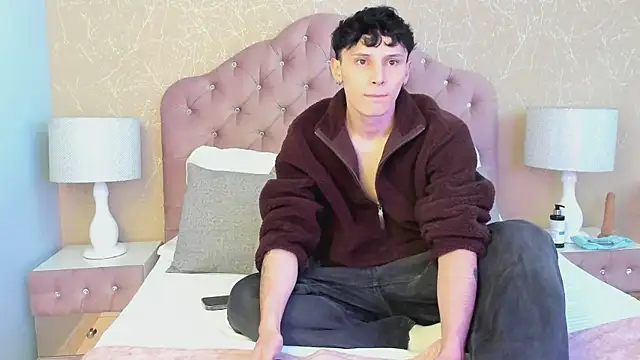 Snapshot of LephyStar chatting on June 2026 12:31:01 AM LephyStar online show from June 2026 12:31:01 AM